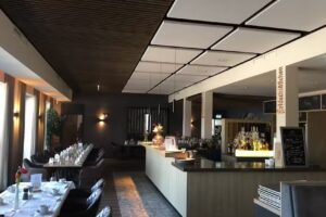 johann restaurant & elblounge