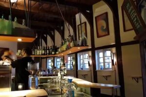 Jovel Bar-Bierhaus-Restaurant