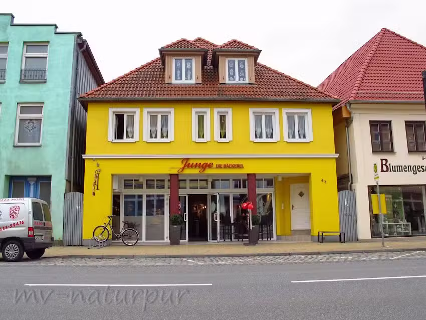 Junge Die B&auml;ckerei.