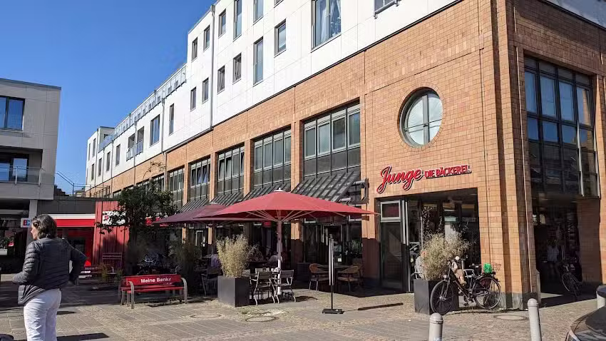 Junge Die B&auml;ckerei.