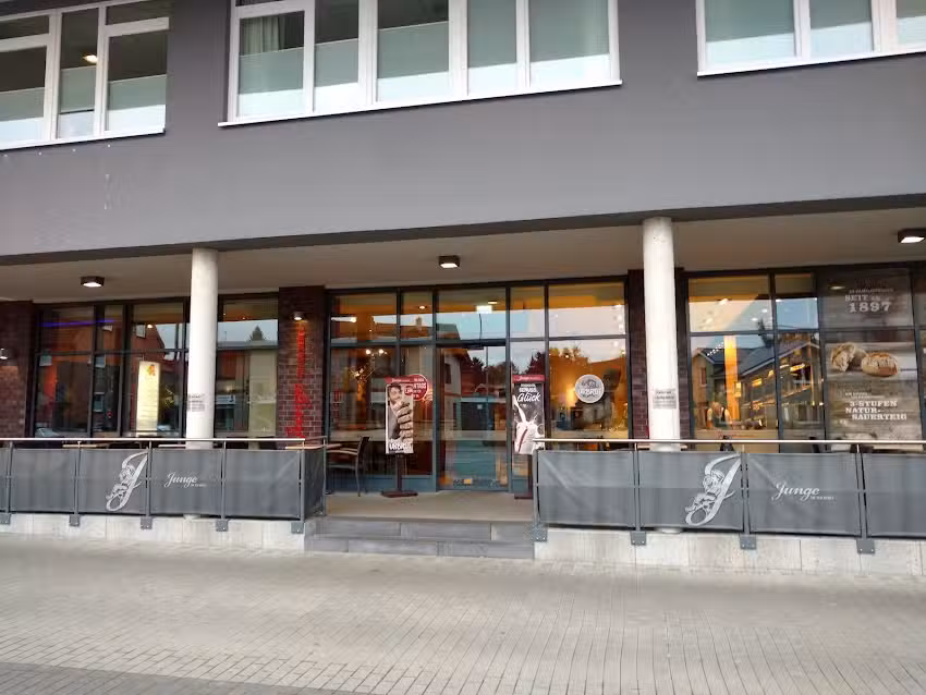 Junge Die B&auml;ckerei.