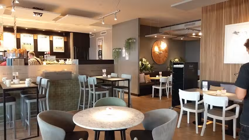 Junge Die Bäckerei.