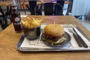 K1 SMASH BURGER STADE