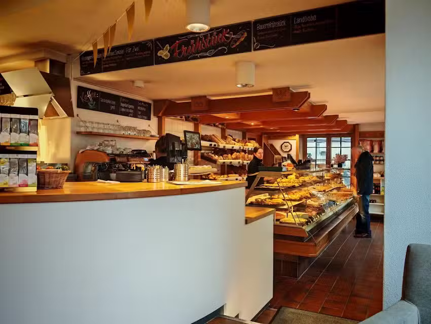 Kaffeehaus B&auml;ckerei Konditorei Strang- Einhauser