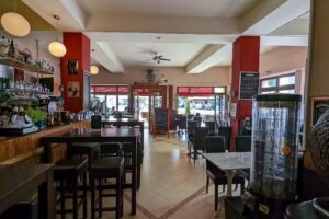 Kahn – Restaurant & Bar