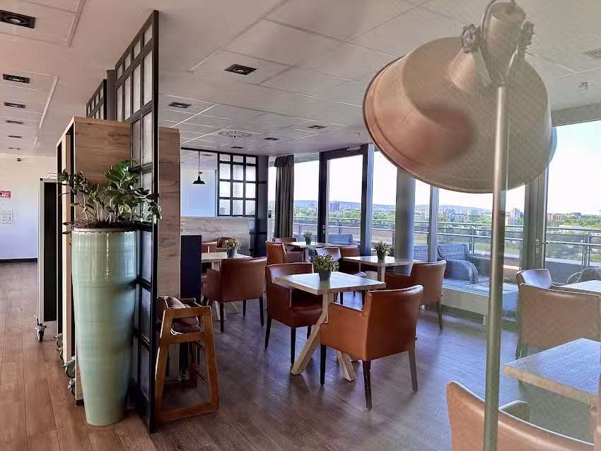 Kanne Caf&eacute; Frankfurt Panorama