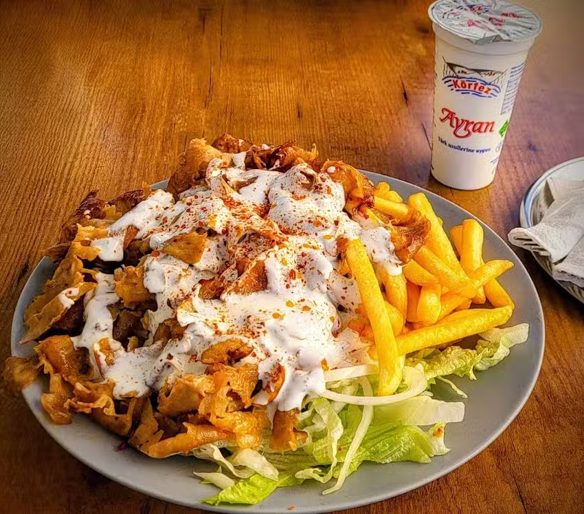 Karatas Kebap-Haus (D&ouml;nerturm)