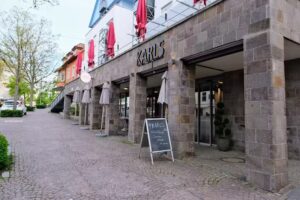 KARLIES | caf&eacute;, deli & daybar