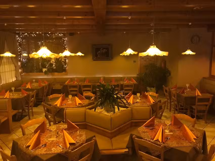 Karwan Grazia Restaurant & Pizzeria