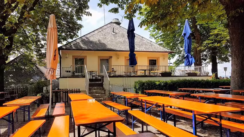 Kastaniengarten Biergarten