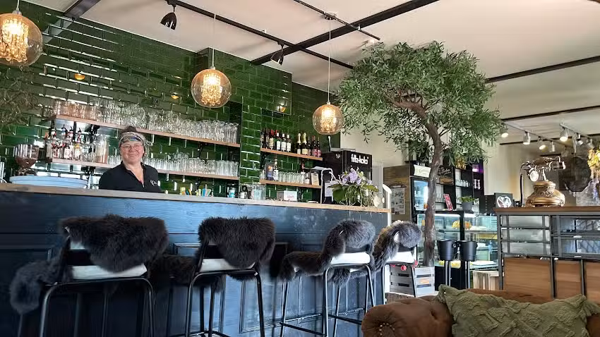 Katie&rsquo;s Cottage Restaurant Caf&eacute; & mehr
