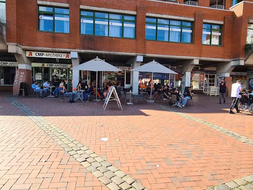 Kavala Restaurant / Loggia cafe&acute;