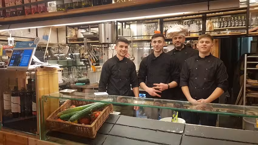 Kin Za Georgian Kitchen Cafe and