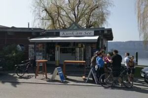 Kiosk am See