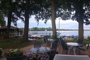 Kleines See-Restaurant