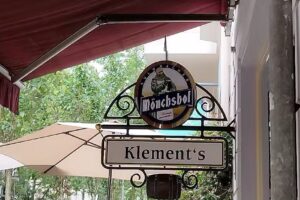 Klement’s