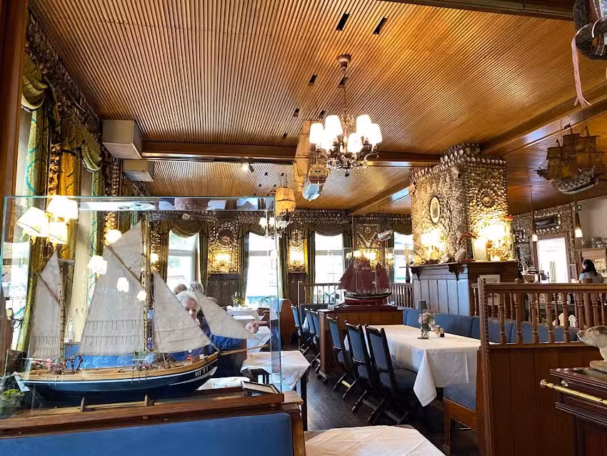 Kolles alter Muschelsaal