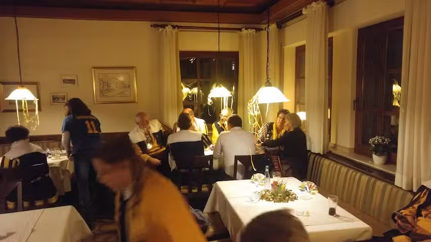 Kommer &ndash; Restaurant, Caf&eacute; & Saalbau