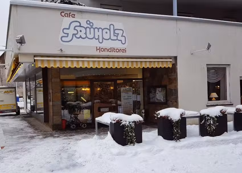 Konditorei Caf&eacute; Fr&uuml;holz