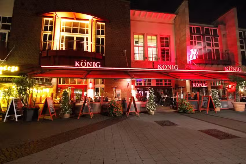 K&ouml;nig im CentrO.