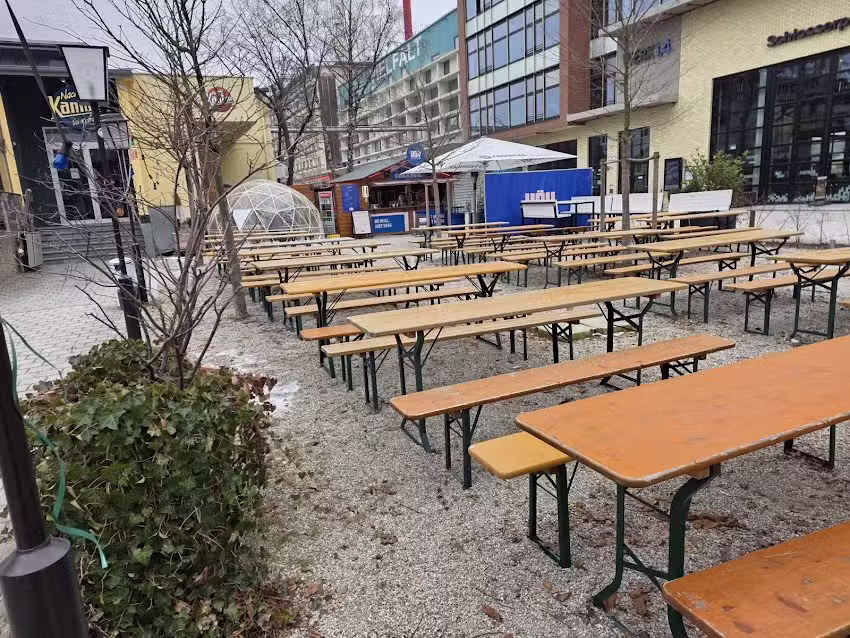 K&Ouml;Y | STEAK IN BREAD