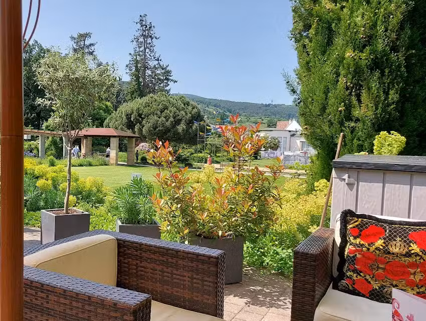 Kurparkcafe-Exquisit &ndash; Bad D&uuml;rkheim