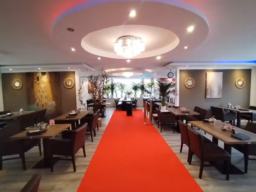 Kyoraku Asian Restaurant