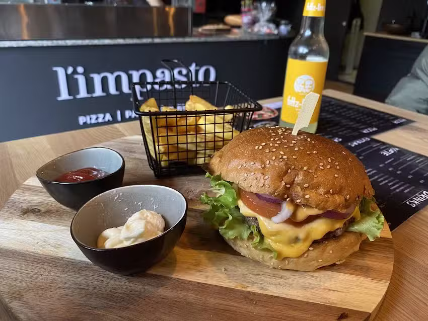 L&acute;impasto Pizza &ndash; Pasta &ndash; Burger