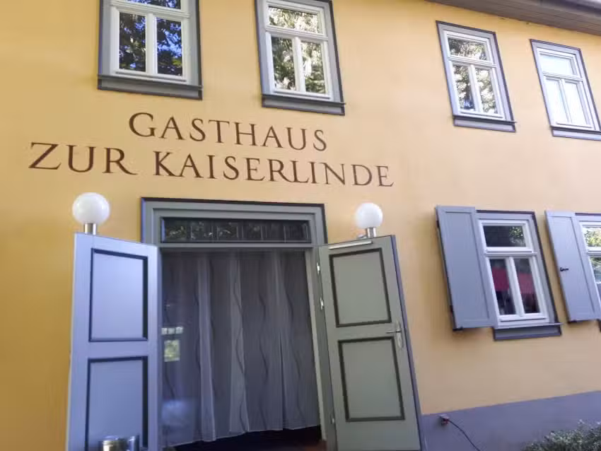 L&acute;Osteria &ndash; Gasthaus zur Kaiserlinde