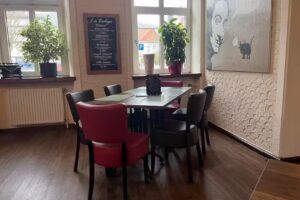 La Bodega Vino & Tapas
