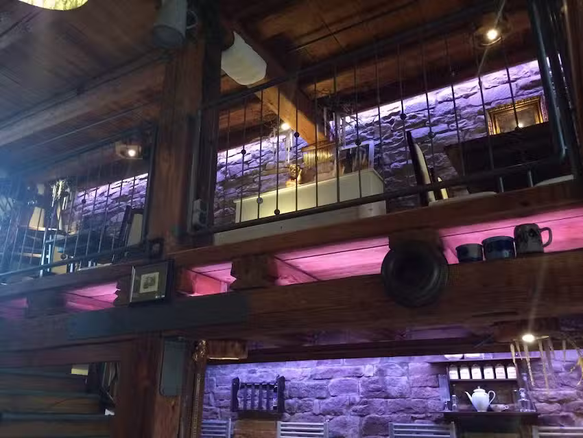 La Boh&egrave;me Bistro