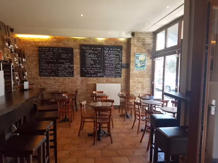 La Buvette &ndash; Weinbar & Bistrot Fran&ccedil;ais