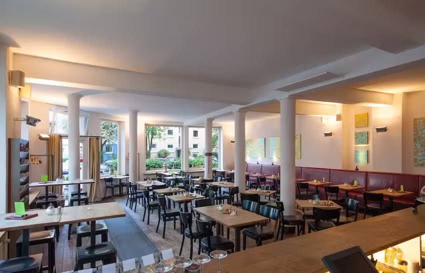 LA CAFF&Egrave;TTERIA Caf&eacute; &ndash; Restaurant &ndash; Weinbar &ndash; Hamburg