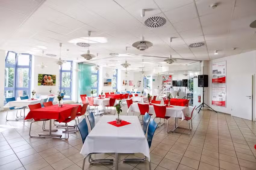 La Cantina &ndash; Mittagstisch-Kantine (&ouml;ffentl.)