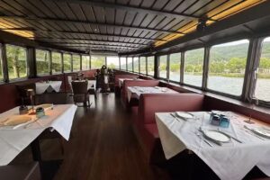La Concha Restaurant y Bord Bar