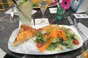 La Parisienne Bistro
