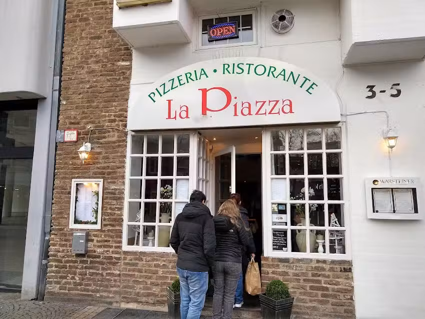 La Piazza