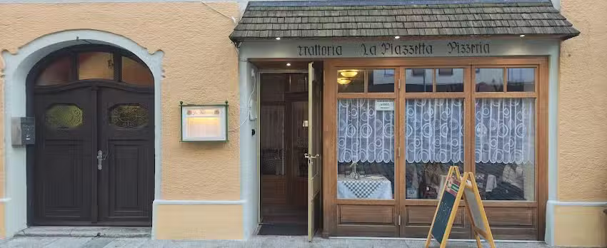 LA &bdquo;PIAZZETTA &ldquo; Trattoria pizzeria