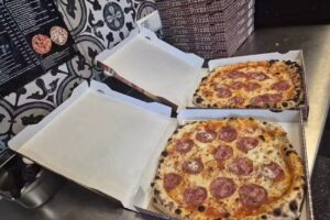 La Pizza Napoli