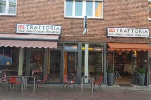 LA TRATTORIA