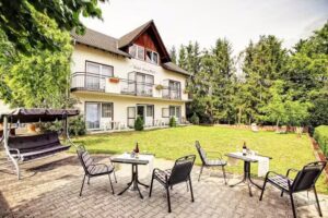 Land-gut-Hotel Burgblick – Bad Münster