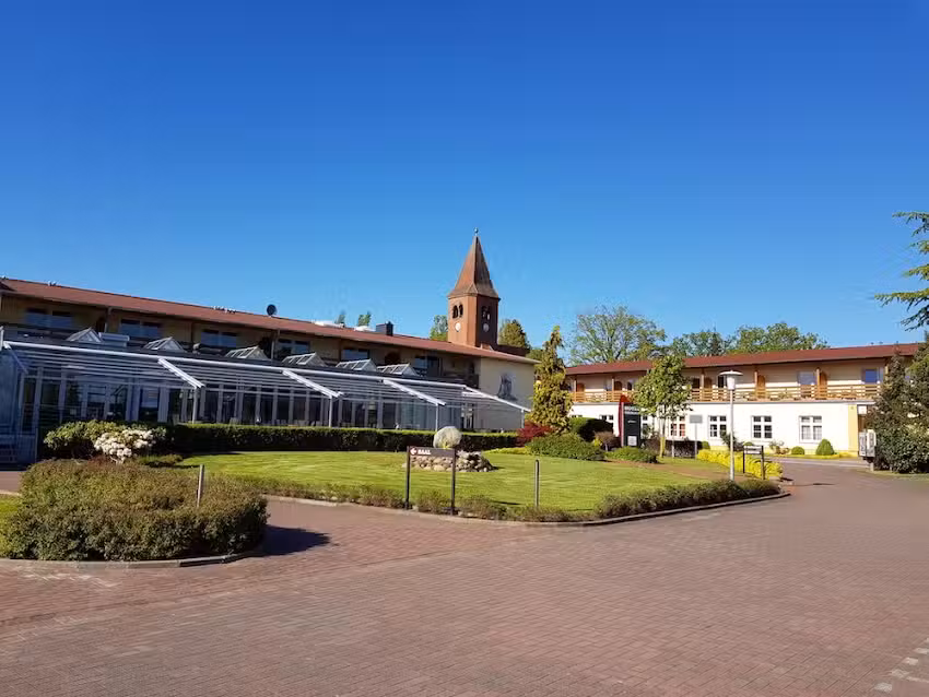 Land-gut-Hotel und Restaurant &bdquo;Seeblick&ldquo;