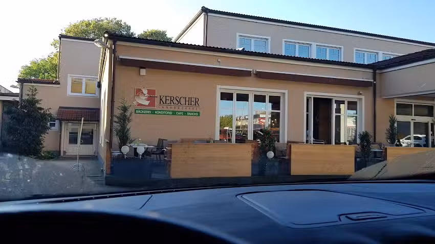 Landb&auml;ckerei Kerscher GmbH &ndash; Caf&eacute; Passau