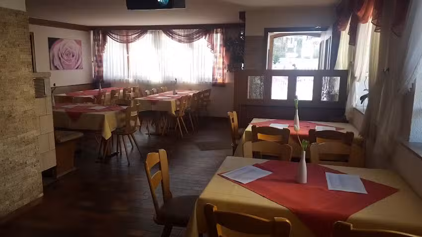 Landgasthaus &bdquo;Kreuz&ldquo;