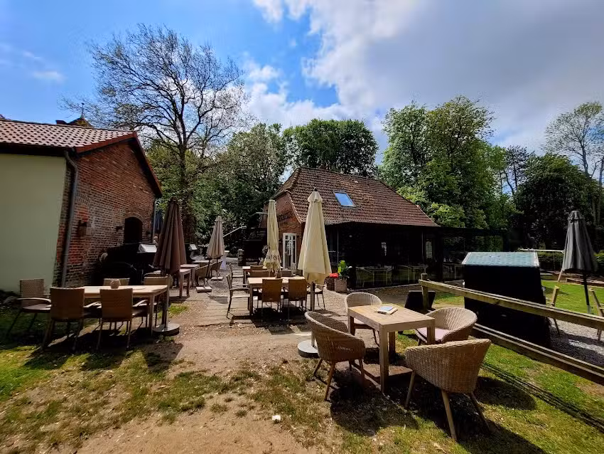 LANDHAUS Gut Oehe Caf&eacute; & Bistro