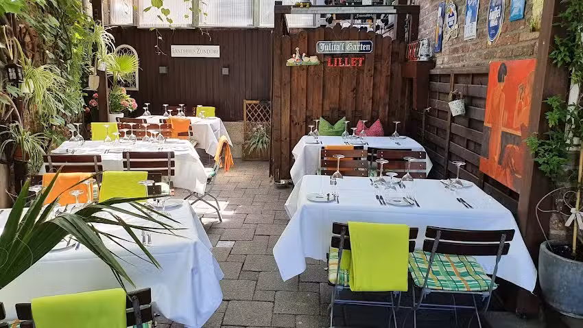 Landhaus Z&uuml;ndorf Sch&auml;fer GbR K&ouml;ln