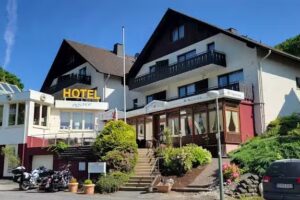 Landhotel P&uuml;ster