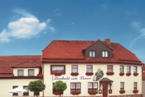 Landhotel &bdquo;Zum Baier&ldquo;