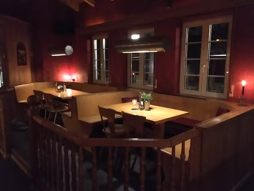 Lars Vegas &ndash; SALOON