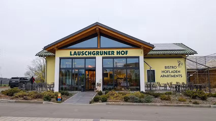 Lauschgrüner Hof